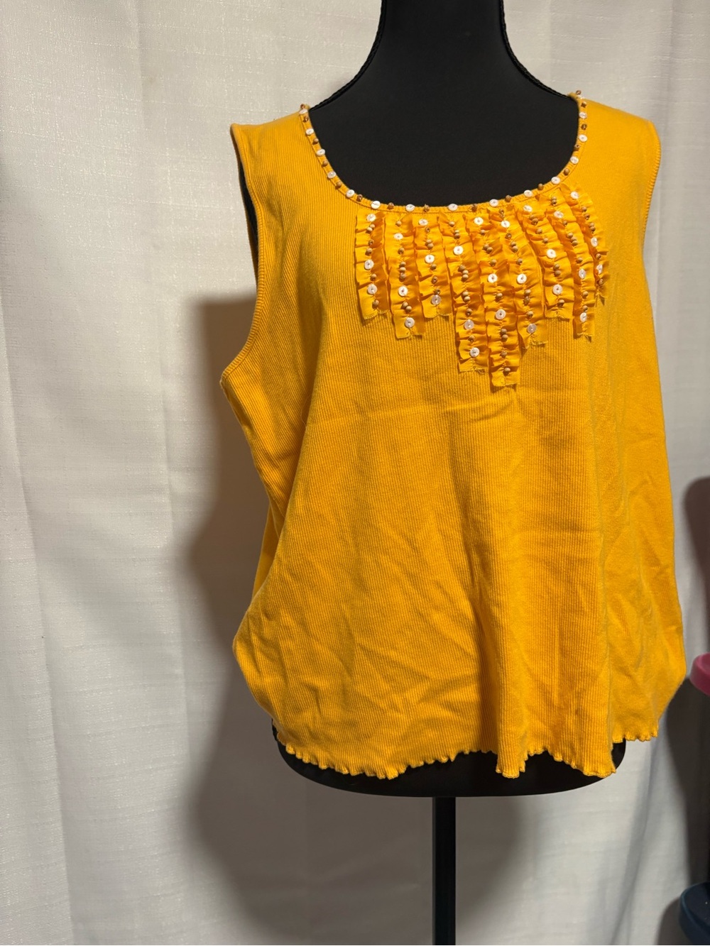 Ruby Rd Tangerine-Gold Crop Top.Sea Shell Embellishment.#Coastal,#Beachy #Travel